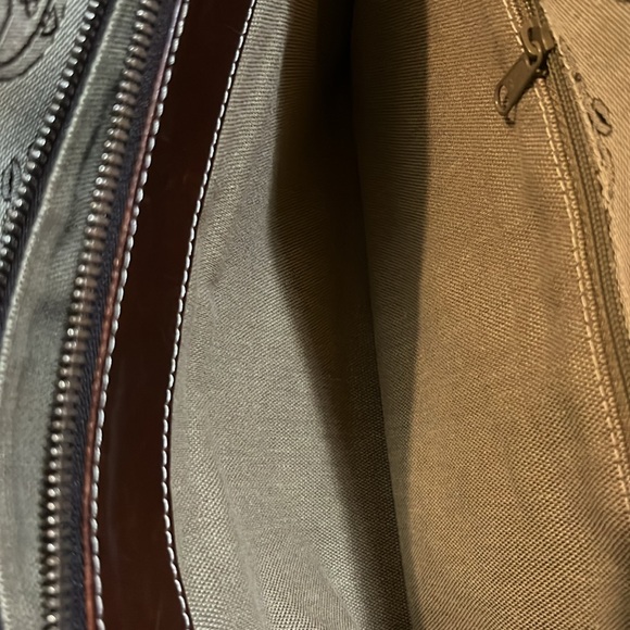 Dooney&bourke monogram shoulder/cross bag - Picture 12 of 17